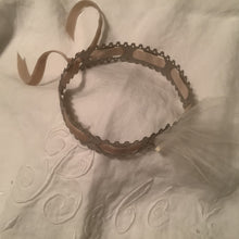 Load image into Gallery viewer, Bebe girl Couronne~crown