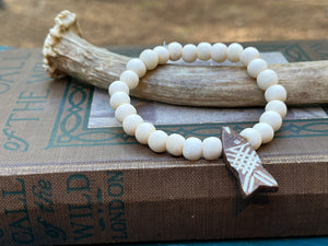 Beaded fish bracelet