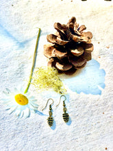 Load image into Gallery viewer, Pinecone Earrings
