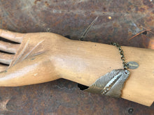 Load image into Gallery viewer, Feather bangle bracelet
