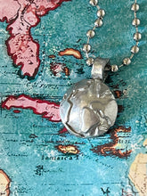 Load image into Gallery viewer, Globe necklace
