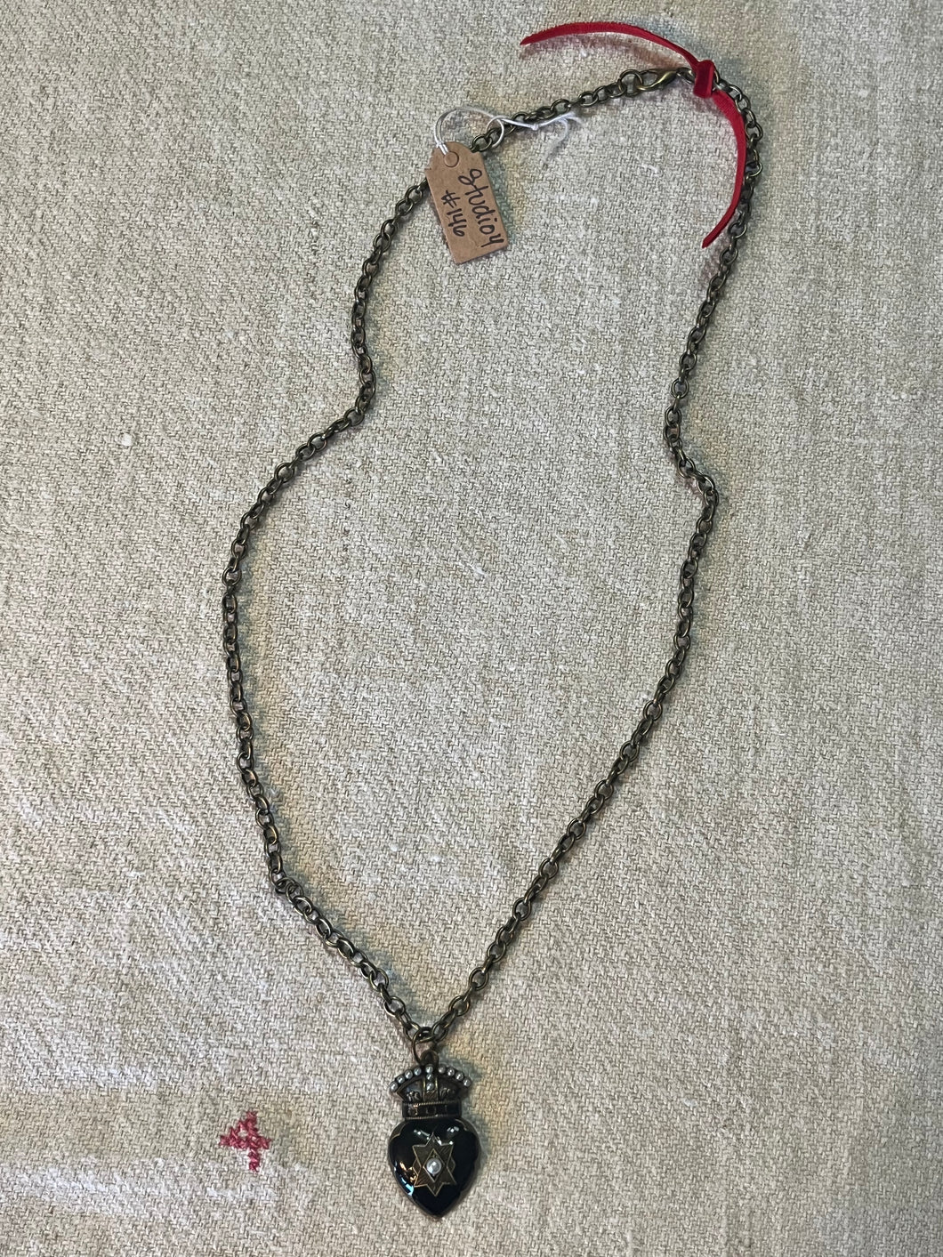 Crowned heart necklace