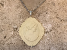 Load image into Gallery viewer, Cameo medallion necklace
