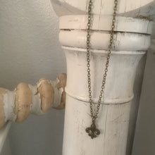 Load image into Gallery viewer, Fleur de lis necklace
