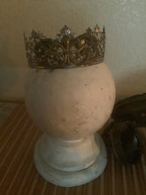 Load image into Gallery viewer, Couronne~Crown
